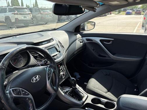 Titanium Gray Metallic 2015 Hyundai ELANTRA SE