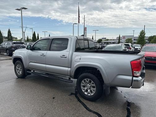 2017 Toyota Tacoma SR5
