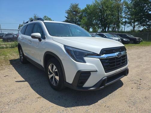 Crystal White Pearl 2023 Subaru Ascent Premium 7-Passenger