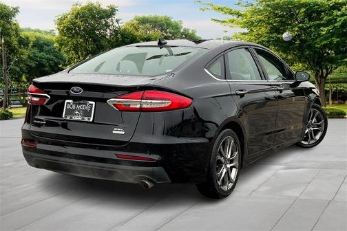 2020 Ford Fusion SEL