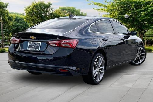 Dark Ash Metallic 2023 Chevrolet Malibu 2LT
