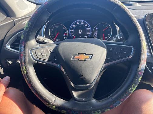 Dark Ash Metallic 2023 Chevrolet Malibu 2LT
