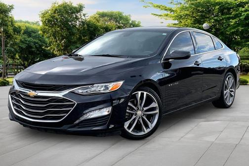Dark Ash Metallic 2023 Chevrolet Malibu 2LT