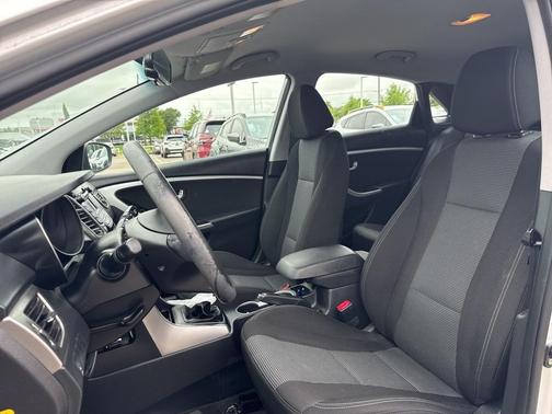 2016 Hyundai Elantra GT Base