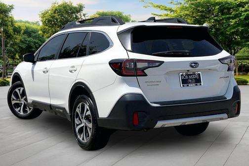 Crystal White Pearl 2021 Subaru Outback Limited