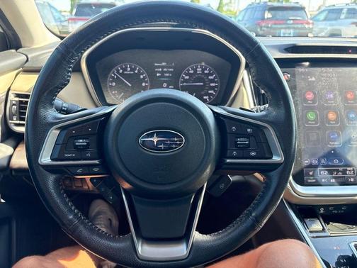 Crystal White Pearl 2021 Subaru Outback Limited