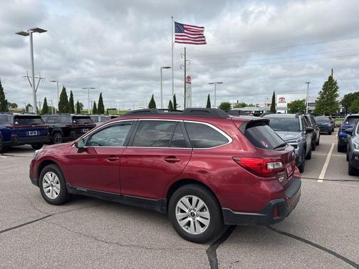 Crimson Red Pearl 2019 Subaru Outback 2.5i Premium