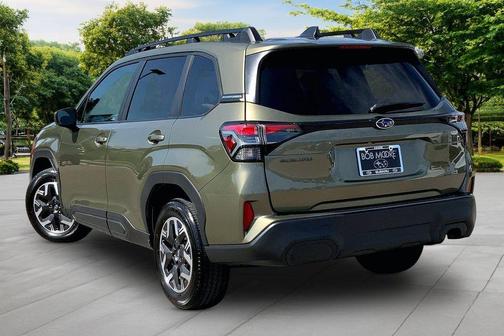 Autumn Green Metallic 2026 Subaru Forester Premium