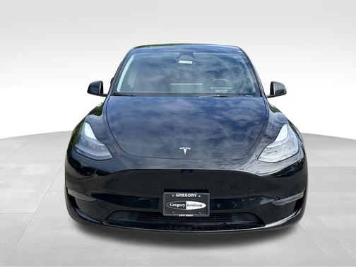 Black 2024 Tesla Model Y Long Range