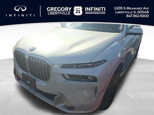 Mineral White Metallic 2025 BMW X7 xDrive40i
