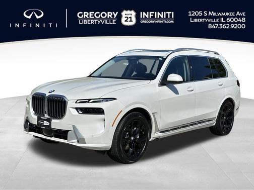 Mineral White Metallic 2025 BMW X7 xDrive40i