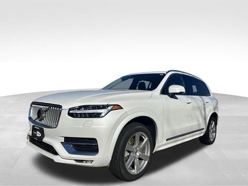 2024 Volvo XC90 B5 Core Bright Theme