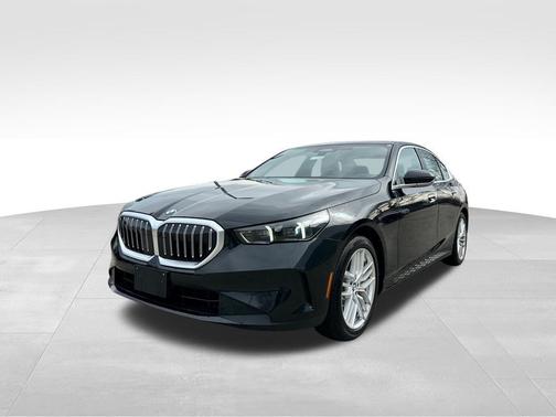 2025 BMW 530 i xDrive