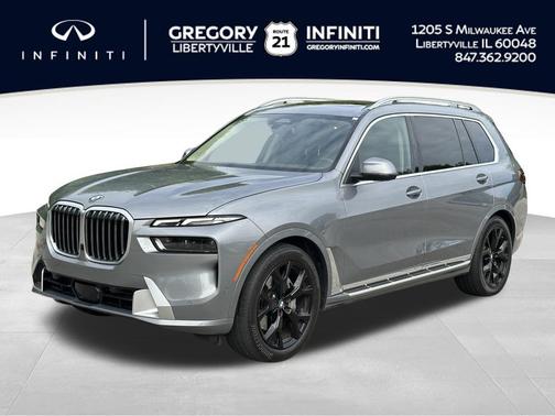 Skyscraper Gray Metallic 2025 BMW X7 xDrive40i