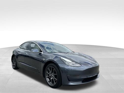 2020 Tesla Model 3 Long Range