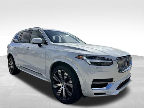 2024 Volvo XC90 Recharge Plug-In Hybrid T8 Ultimate Bright Theme 7-Seater