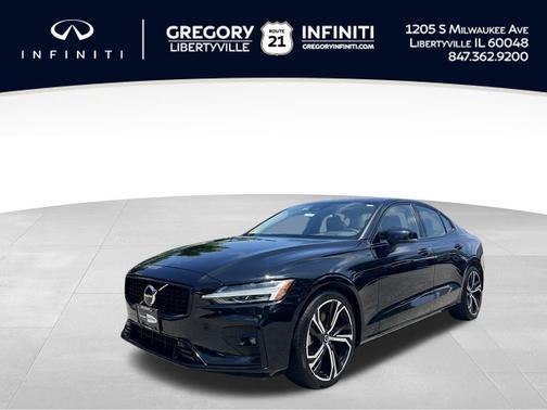 2024 Volvo S60 B5 Core Dark Theme