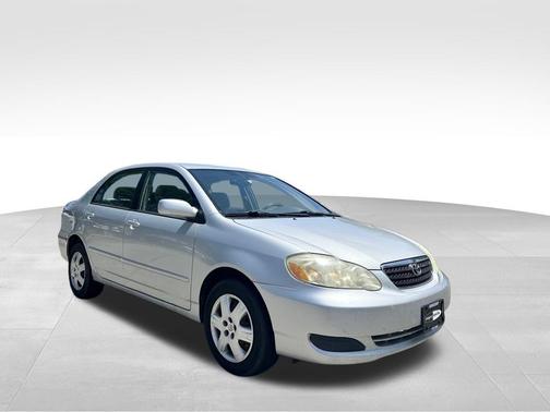 2005 Toyota Corolla LE