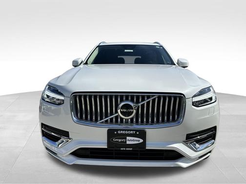 2024 Volvo XC90 Recharge Plug-In Hybrid T8 Plus 6 Passenger