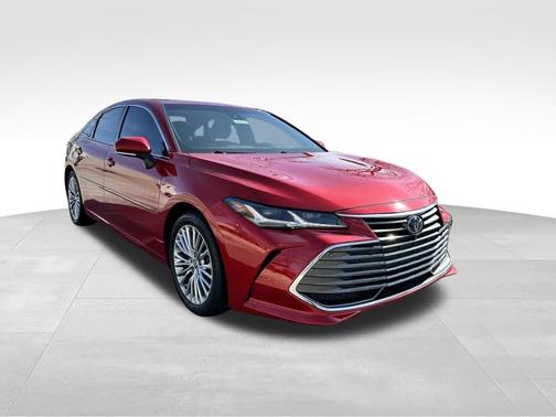 2022 Toyota Avalon Hybrid Limited