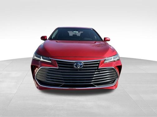 2022 Toyota Avalon Hybrid Limited