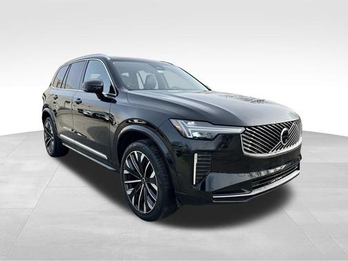 2025 Volvo XC90 B6 Plus 7-Seater