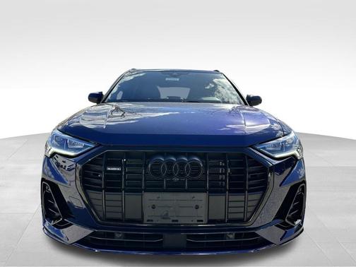 2022 Audi Q3 45 S line Premium