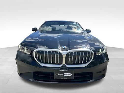 2024 BMW 530 i xDrive