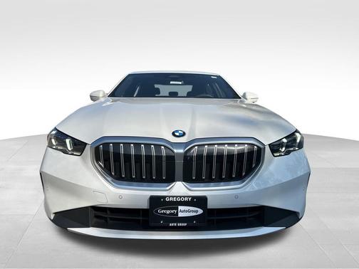2024 BMW 530 i xDrive