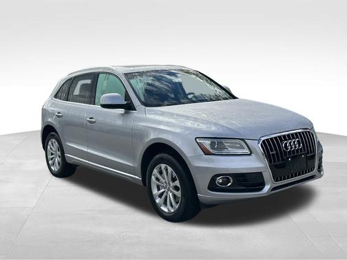 Florett Silver Metallic 2016 Audi Q5 2.0T Premium Plus