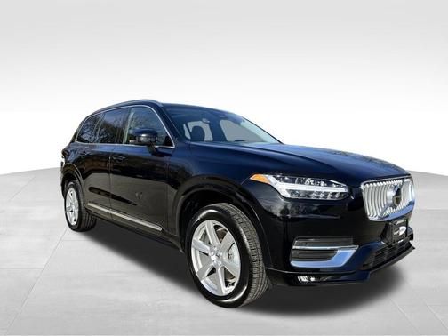 2024 Volvo XC90 B5 Core Bright Theme