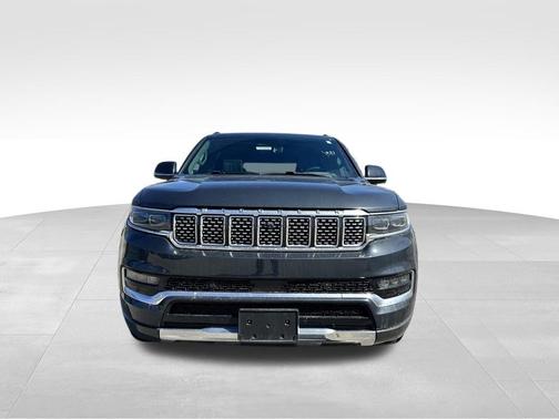 2022 Jeep Grand Wagoneer Series II