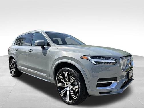 2024 Volvo XC90 Recharge Plug-In Hybrid T8 Plus 6 Passenger
