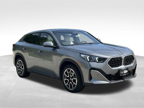 Skyscraper Gray Metallic 2026 BMW X2 xDrive28i