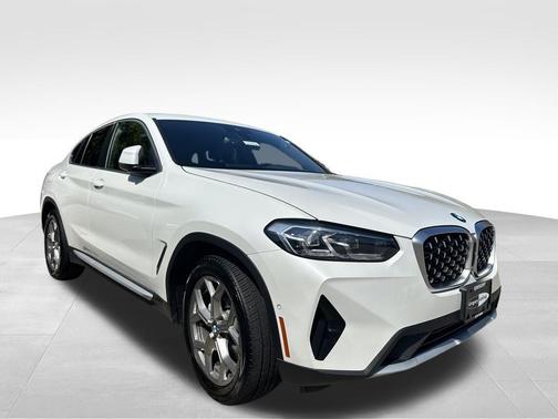 2024 BMW X4 xDrive30i