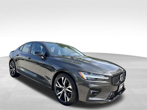 2025 Volvo S60 B5 Core