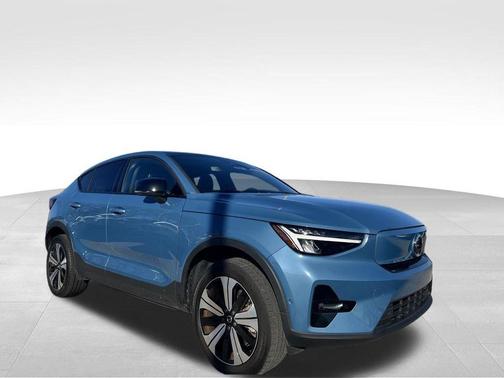 2023 Volvo C40 Recharge Pure Electric Twin Plus