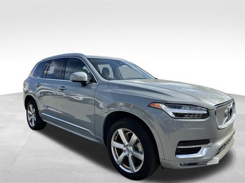 2024 Volvo XC90 B5 Core Bright Theme