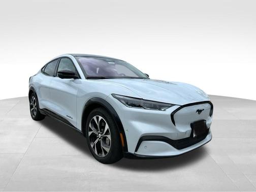 2022 Ford Mustang Mach-E Premium