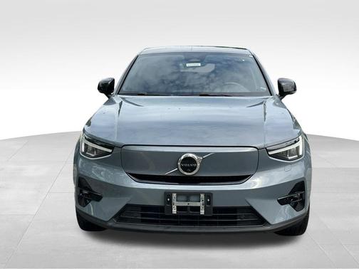 Thunder Gray Metallic 2023 Volvo C40 Recharge Pure Electric Twin Plus