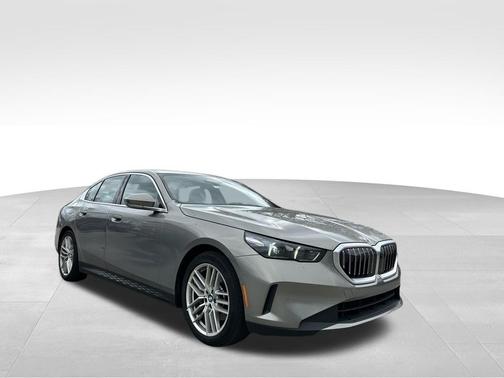 2024 BMW 530 i xDrive