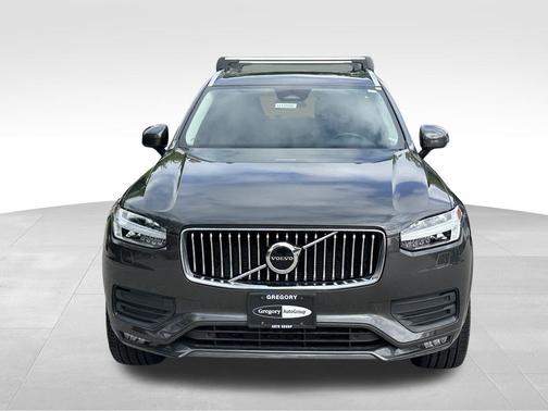 Platinum Gray Metallic 2023 Volvo XC90 B6 Core