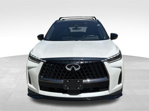 Rad Wht 2026 INFINITI QX60 SPORT