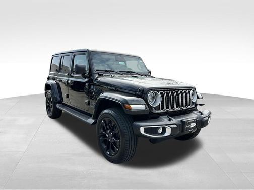 Black Clearcoat 2025 Jeep Wrangler 4xe Sahara