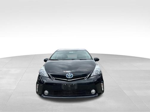 2012 Toyota Prius v Five