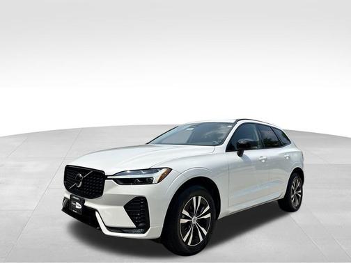 2025 Volvo XC60 B5 Core