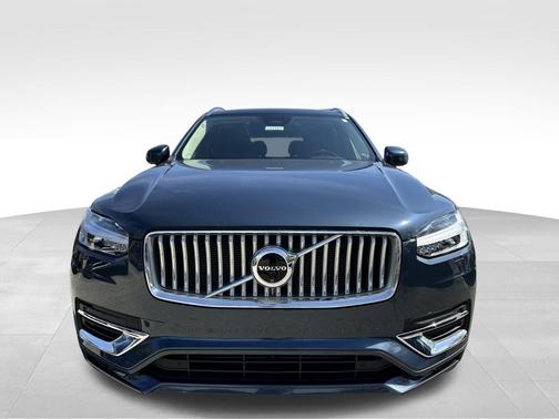 2024 Volvo XC90 Recharge Plug-In Hybrid T8 Plus 6 Passenger