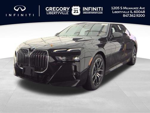 2025 BMW 740 i xDrive