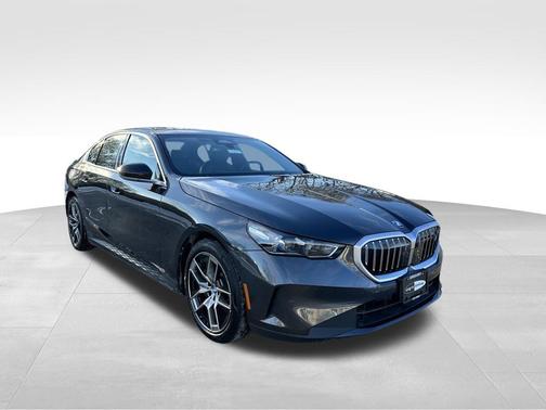 2025 BMW i5 xDrive40