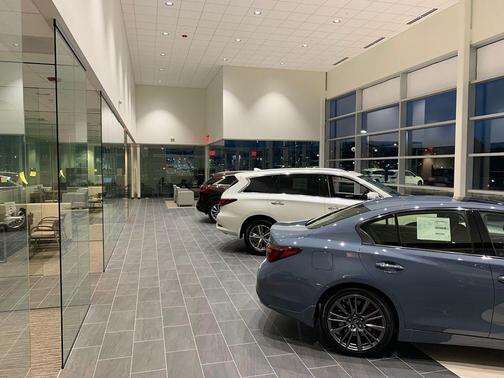 2022 INFINITI Q50 LUXE